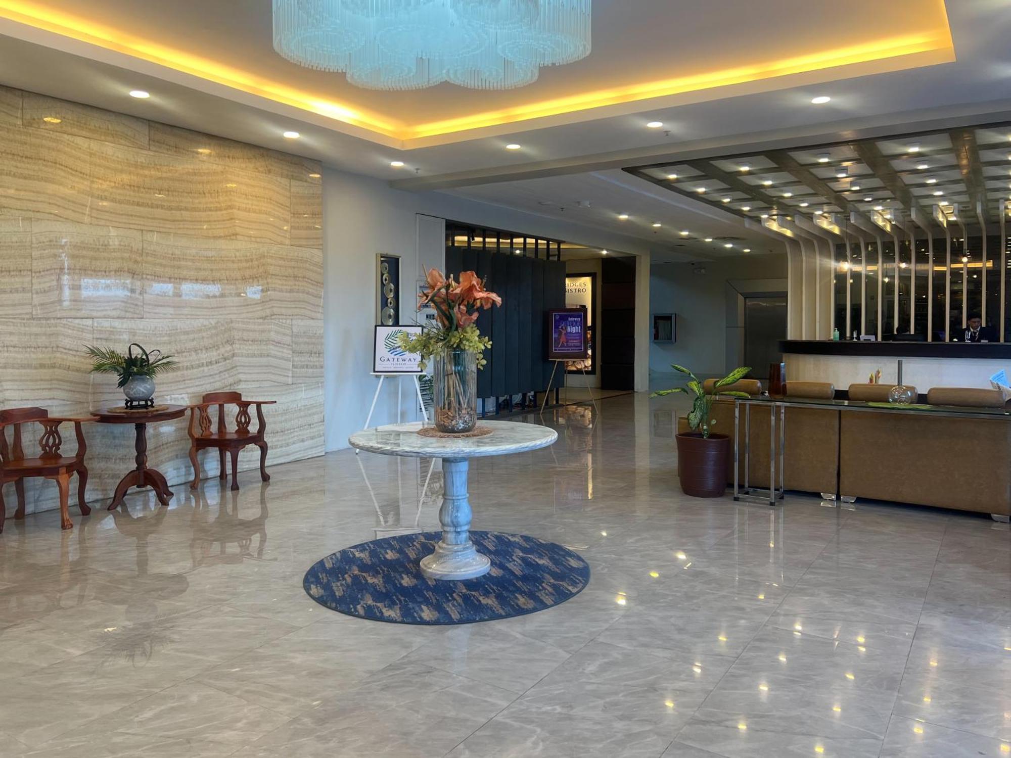 Iloilo Gateway Hotel And Suites Pavia Zewnętrze zdjęcie