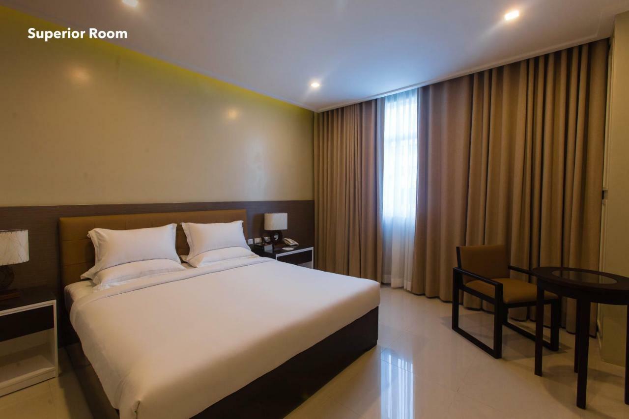 Iloilo Gateway Hotel And Suites Pavia Zewnętrze zdjęcie